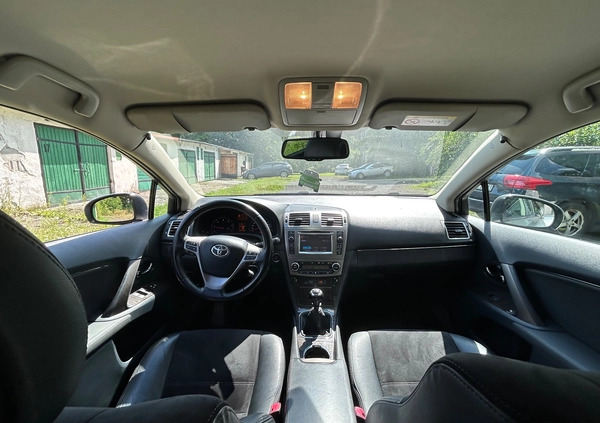 Toyota Avensis cena 36500 przebieg: 194000, rok produkcji 2013 z Będzin małe 781